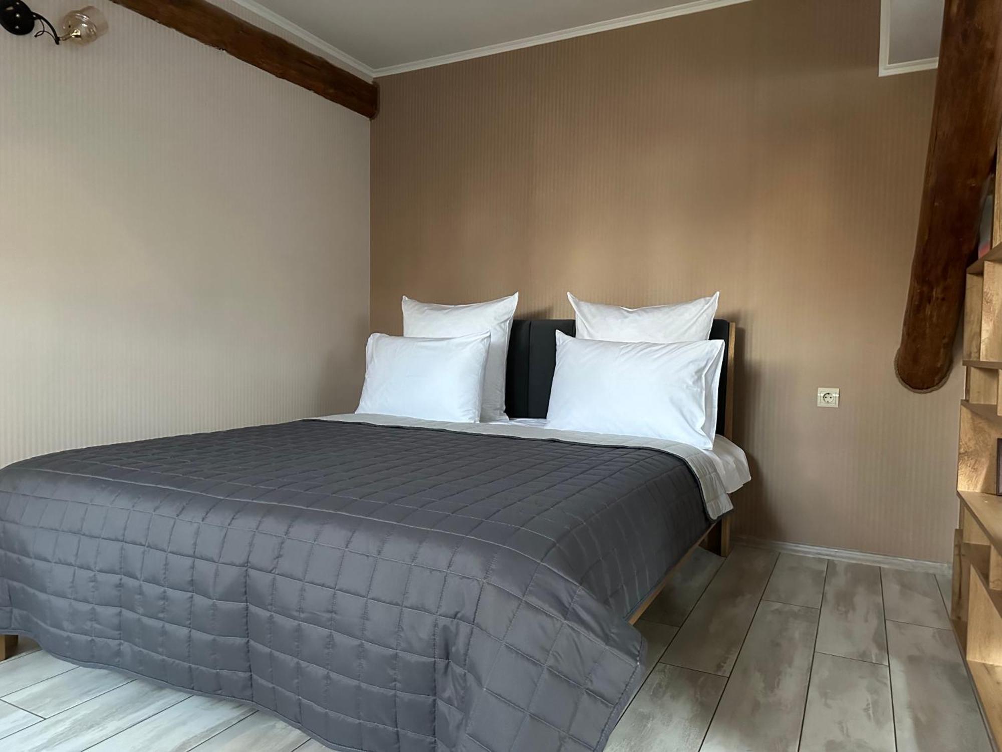 Centralnyi Hotel 波尔塔瓦 外观 照片