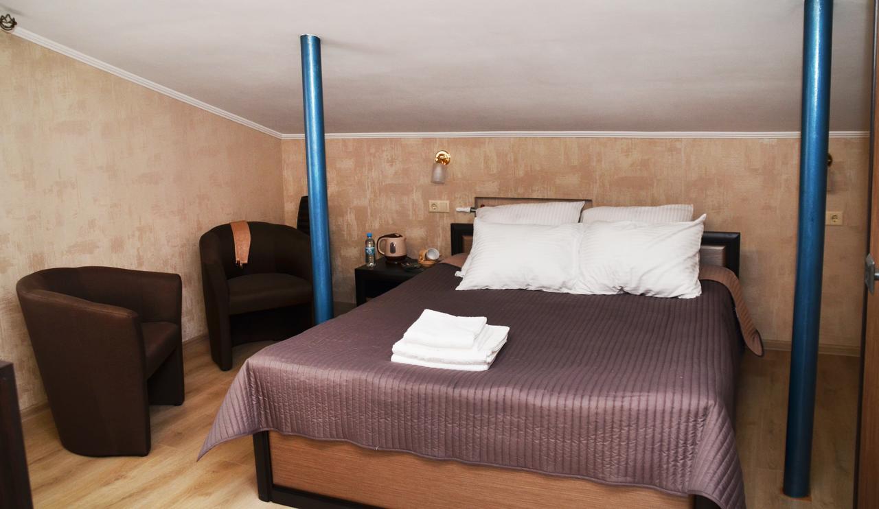 Centralnyi Hotel 波尔塔瓦 外观 照片