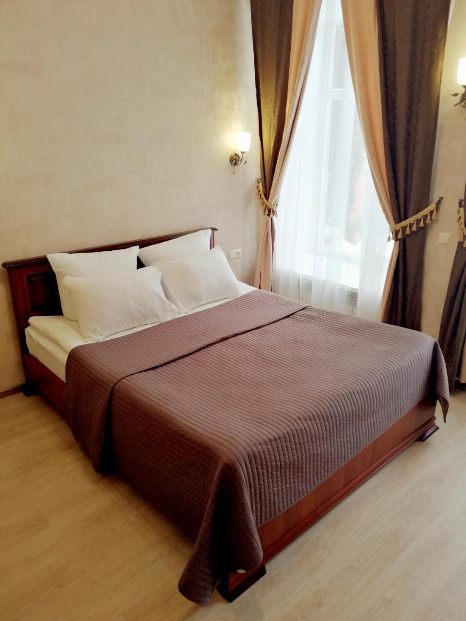 Centralnyi Hotel 波尔塔瓦 外观 照片